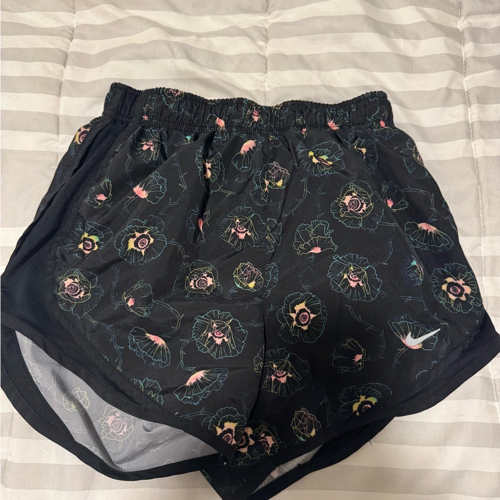 Nike Women's Black Floral Shorts